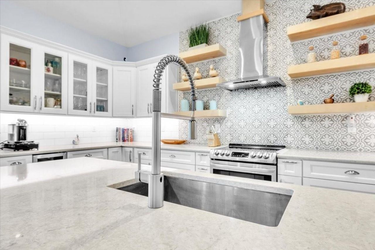 9277 Belding Drive, Sanibel, FL 33957 Photo