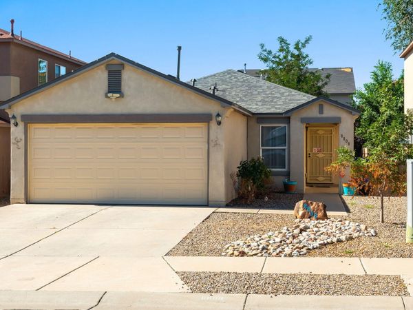 8808 Sawgrass Place NW, Albuquerque, NM 87121