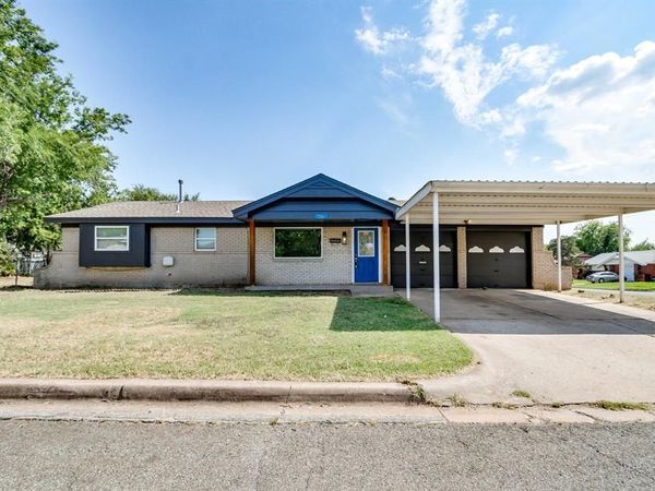 786 NW 1st Street, Moore, OK 73160