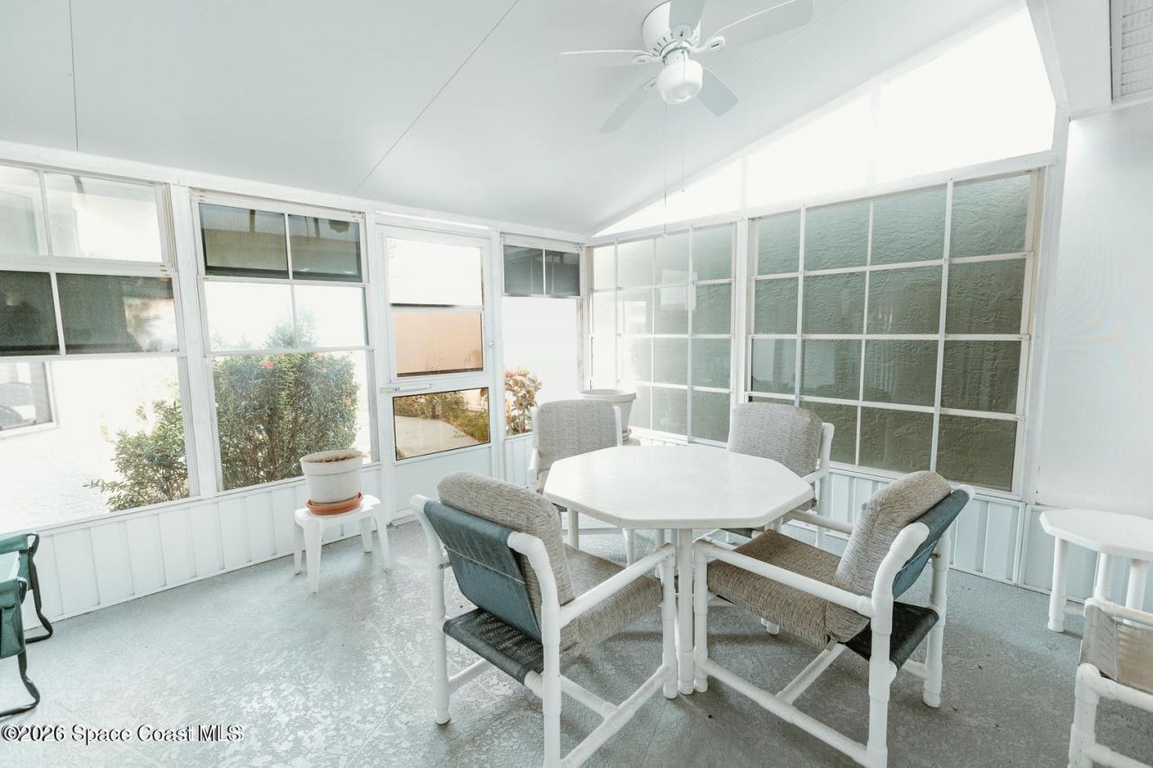 905 Maplewood Court W , Melbourne, FL 32940 Photo