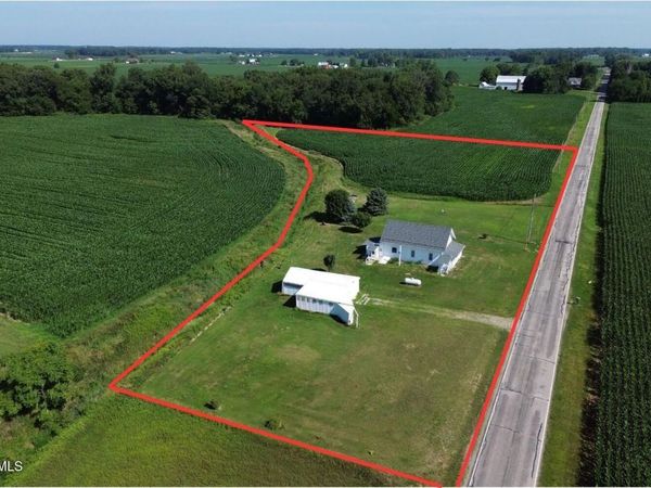 9411 County Road 12, Wauseon, OH 43567