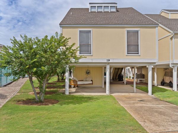 775 Gulf Shore Drive, Unit 19, Destin, FL 32541