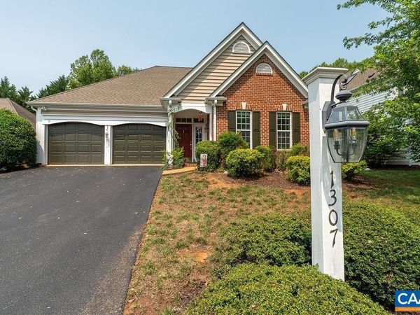 1307 COURTYARD DR , Charlottesville, VA 22903