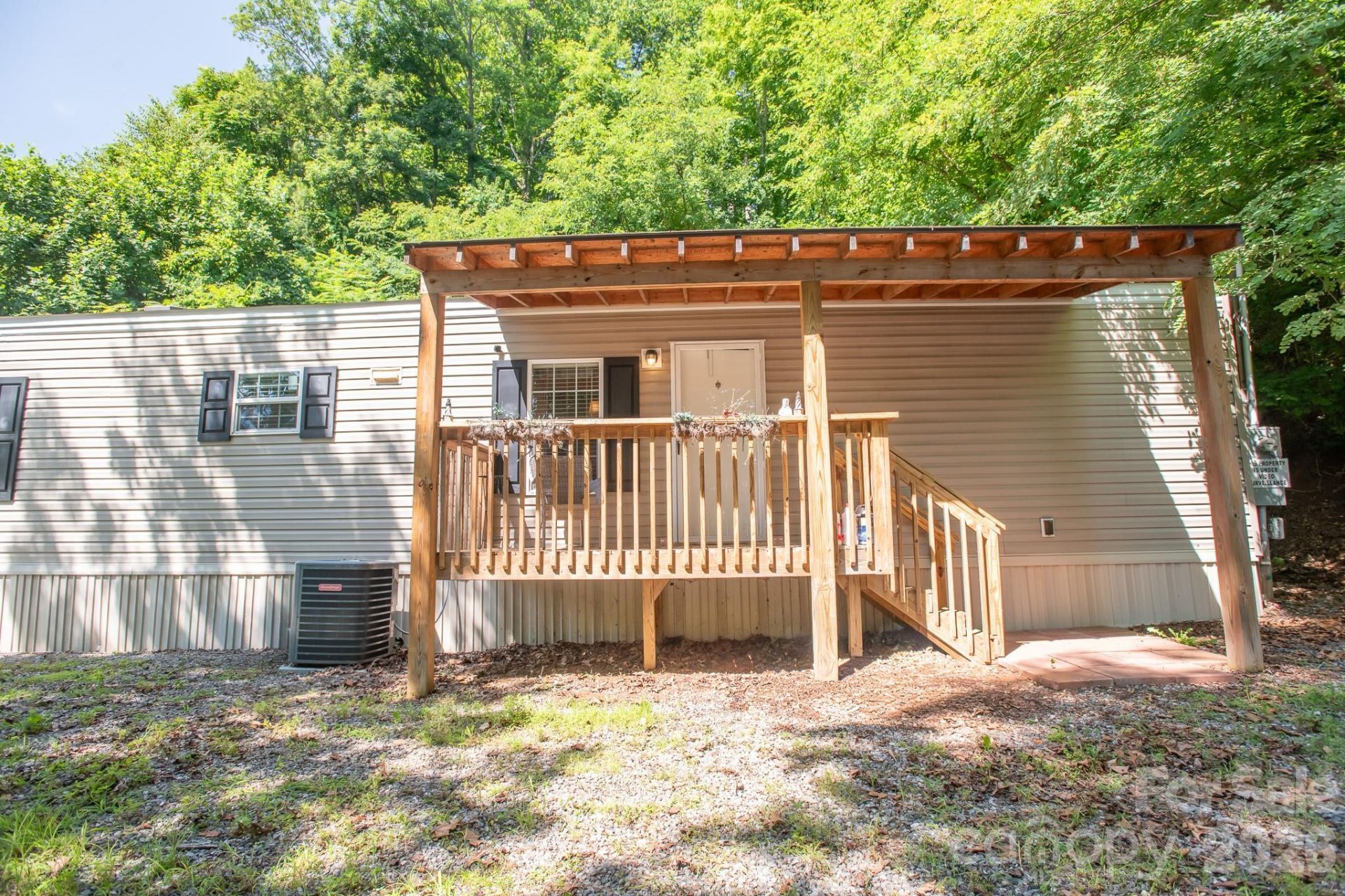 1066 Pisgah Drive, Canton, NC 28716 Main Photo