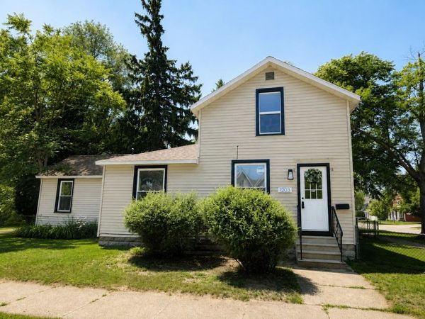 1203 4th Street, Muskegon, MI 49441
