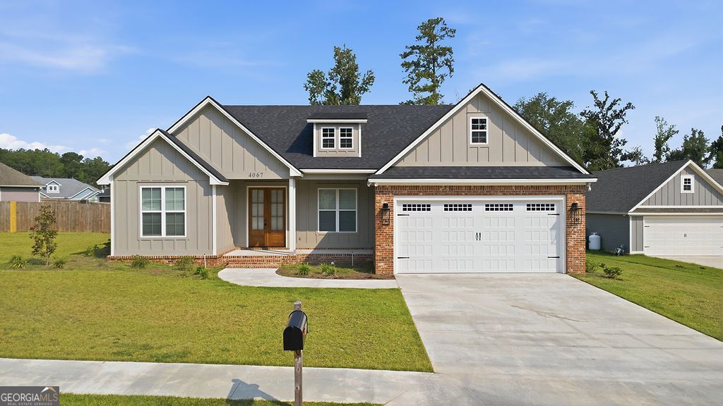 4067 Applecross Road, Valdosta, GA 31605 Main Photo