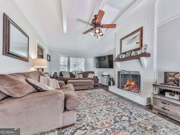 132 Little Brook Drive, Woodstock, GA 30188