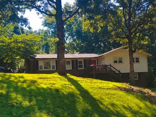 132 Little Brook Drive, Woodstock, GA 30188