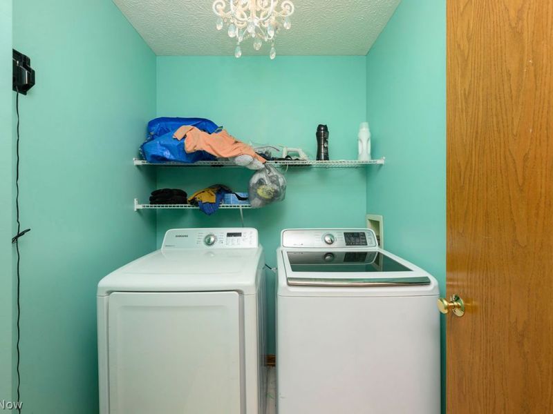 205 Shawnee Circle, Louisville, OH 44641 Photo 10