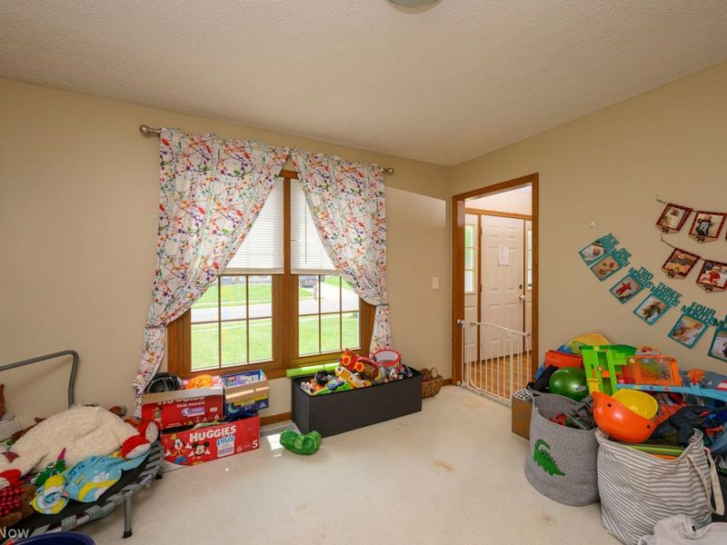 205 Shawnee Circle, Louisville, OH 44641 Photo 13