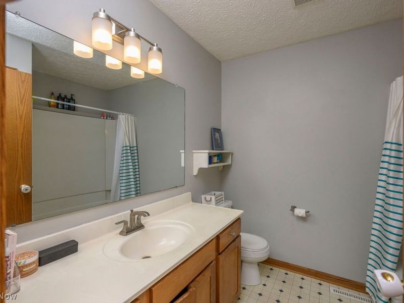 205 Shawnee Circle, Louisville, OH 44641 Photo 23