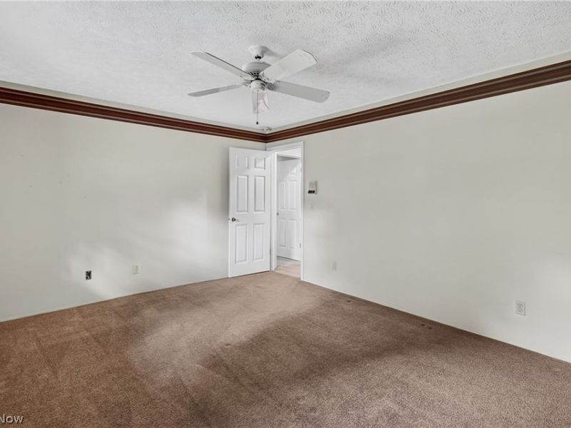 134 Quail Hollow Circle SE, Howland, OH 44484 Photo 37