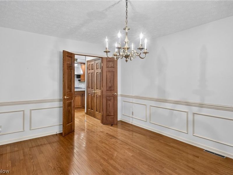 134 Quail Hollow Circle SE, Howland, OH 44484 Photo 8