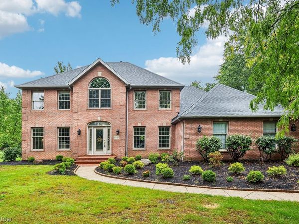 2547 Canyon Creek Drive, Hinckley, OH 44233