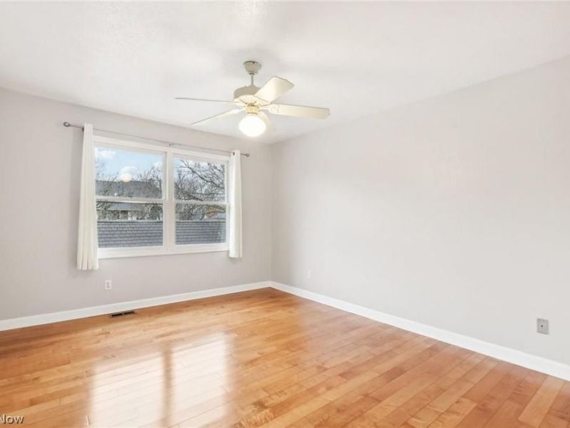 3027 Circle Court, Cleveland, OH 44113 Photo 12