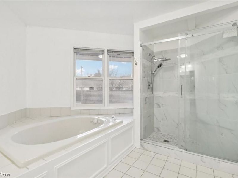 3027 Circle Court, Cleveland, OH 44113 Photo 14