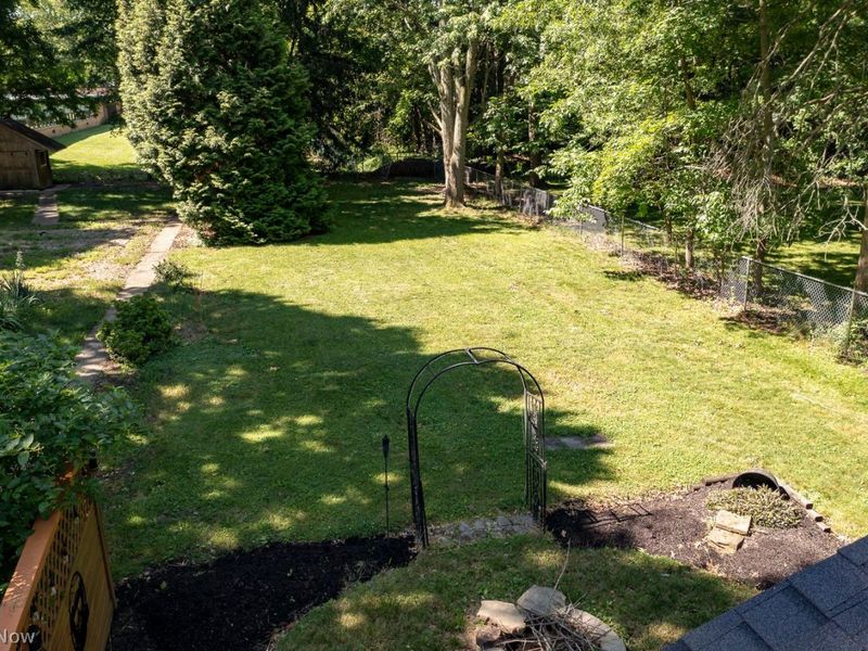 24195 Maple Ridge Road, North Olmsted, OH 44070 Photo 24