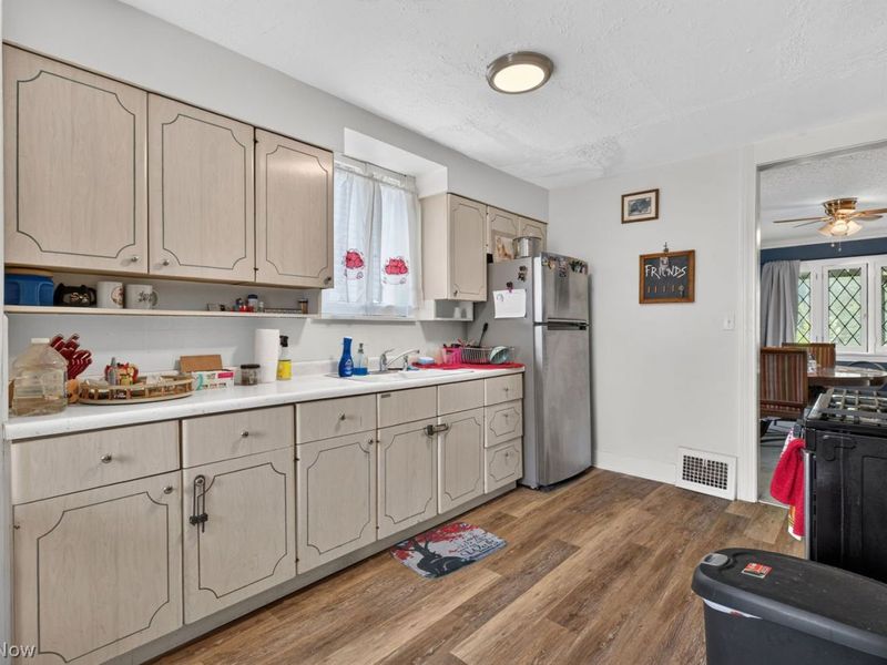 13408 Highlandview Avenue, Cleveland, OH 44135 Photo 15