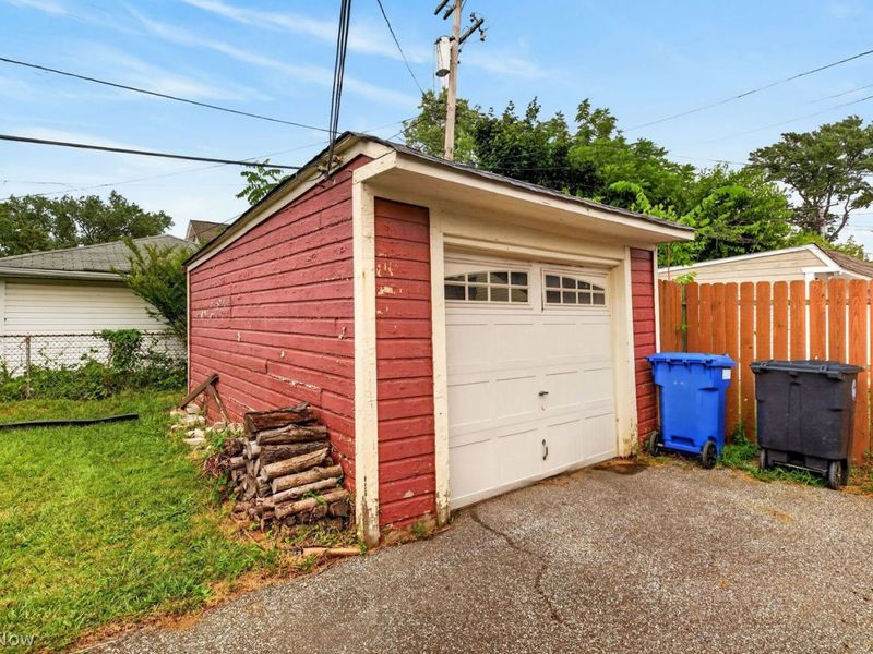 13408 Highlandview Avenue, Cleveland, OH 44135 Photo 44