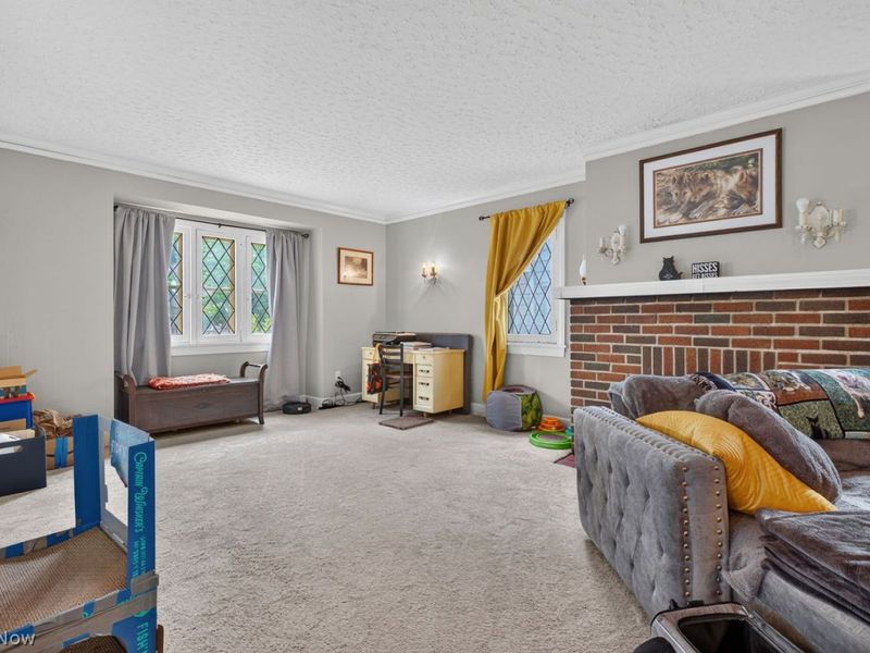 13408 Highlandview Avenue, Cleveland, OH 44135 Photo 6