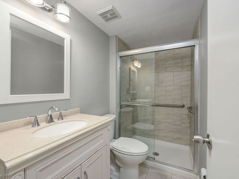 1931 King James Parkway, Unit 323, Westlake, OH 44145 Photo 18