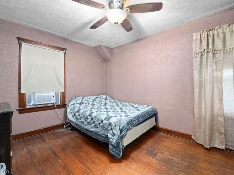 148 Clinton Avenue, Elyria, OH 44035 Photo 15