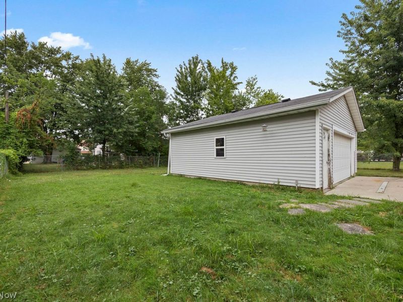 148 Clinton Avenue, Elyria, OH 44035 Photo 35
