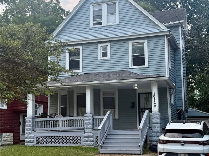 10528 Englewood Avenue, Cleveland, OH 44108 Photo 1
