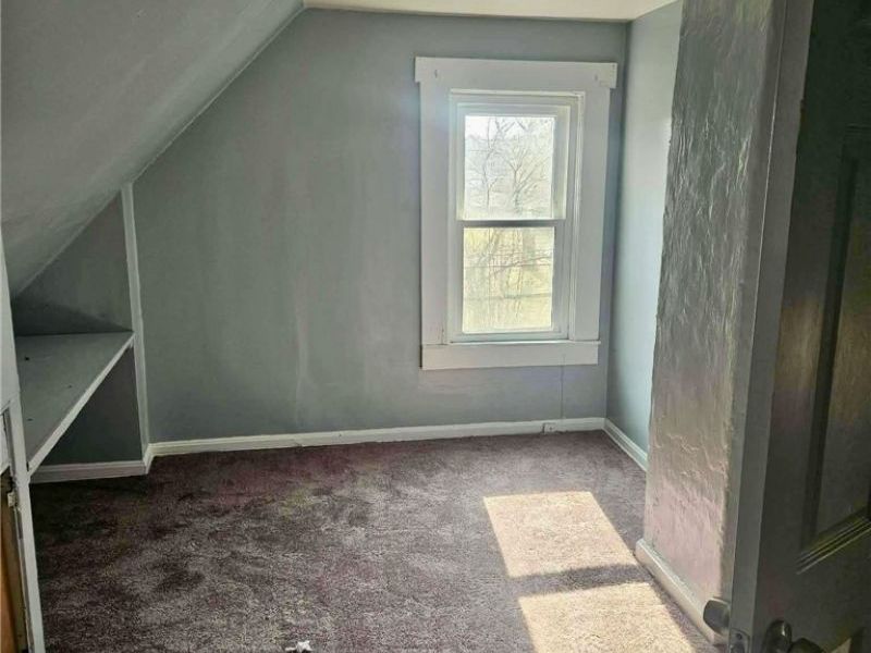 10528 Englewood Avenue, Cleveland, OH 44108 Photo 8