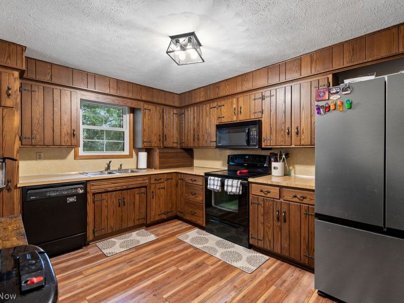 3090 Ashwood Drive SE, New Philadelphia, OH 44663 Photo 10