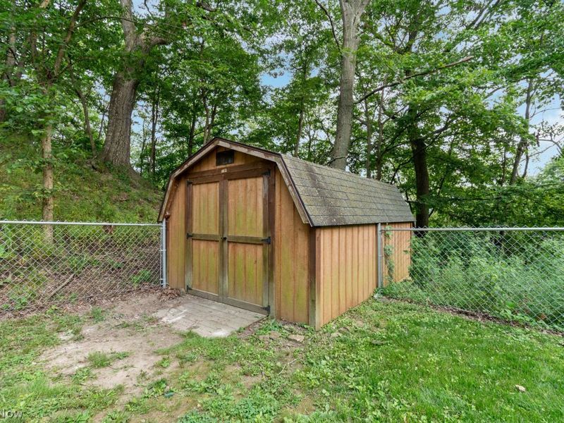 3090 Ashwood Drive SE, New Philadelphia, OH 44663 Photo 32