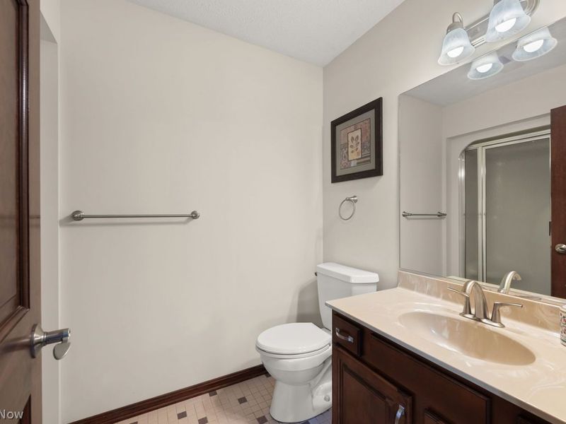 30939 Riviera Lane, Westlake, OH 44145 Photo 34