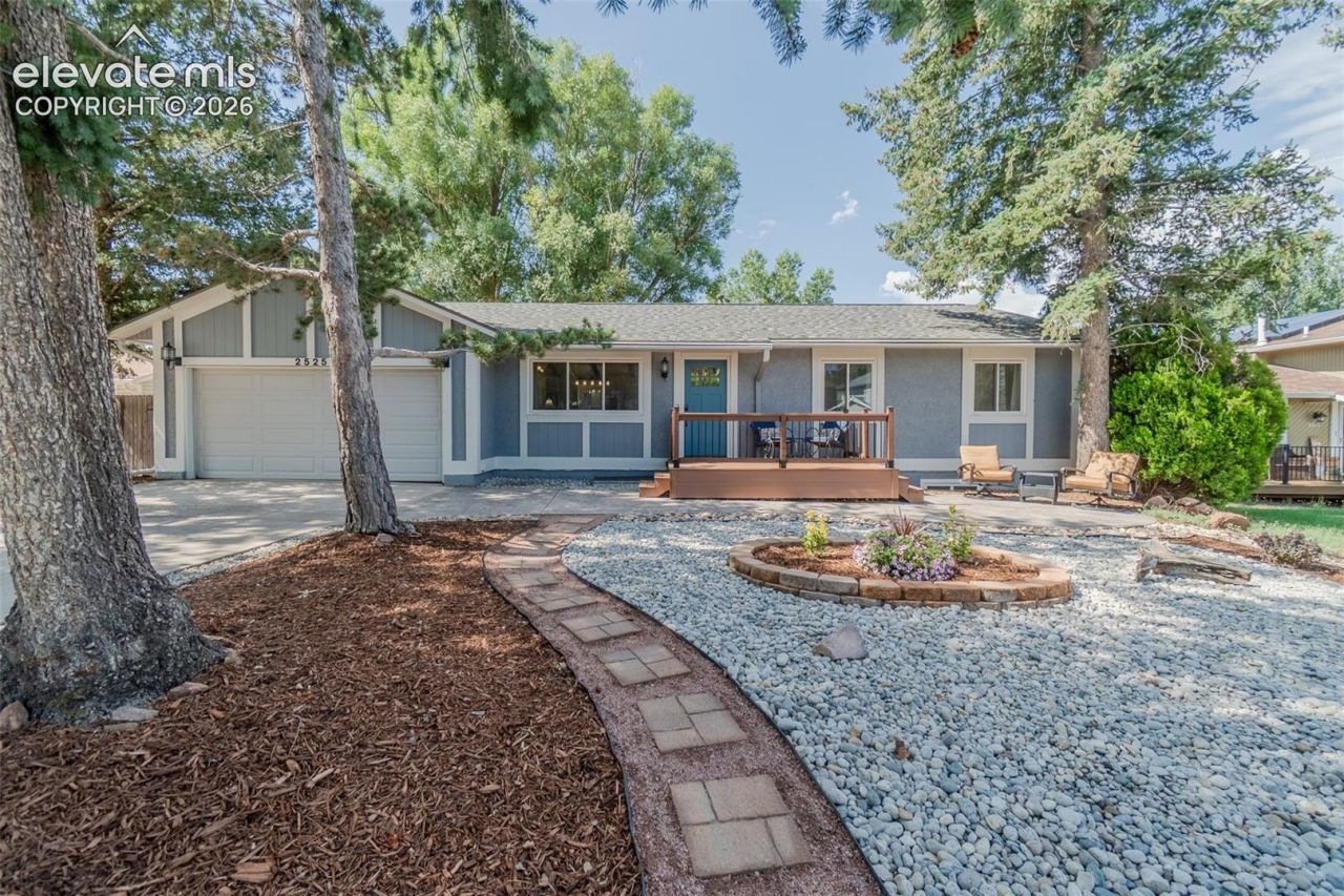 2525 Maroon Bells Avenue, Colorado Springs, CO 80918 Main Photo