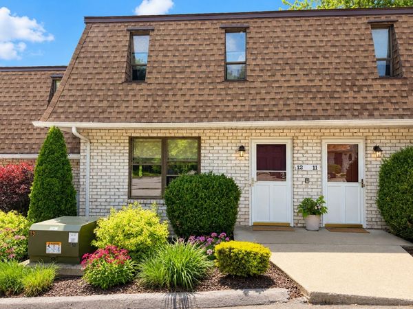 12 Granby Hts, Unit 12, Granby, MA 01033