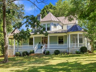 718 DONAGHE ST, STAUNTON, VA 24401