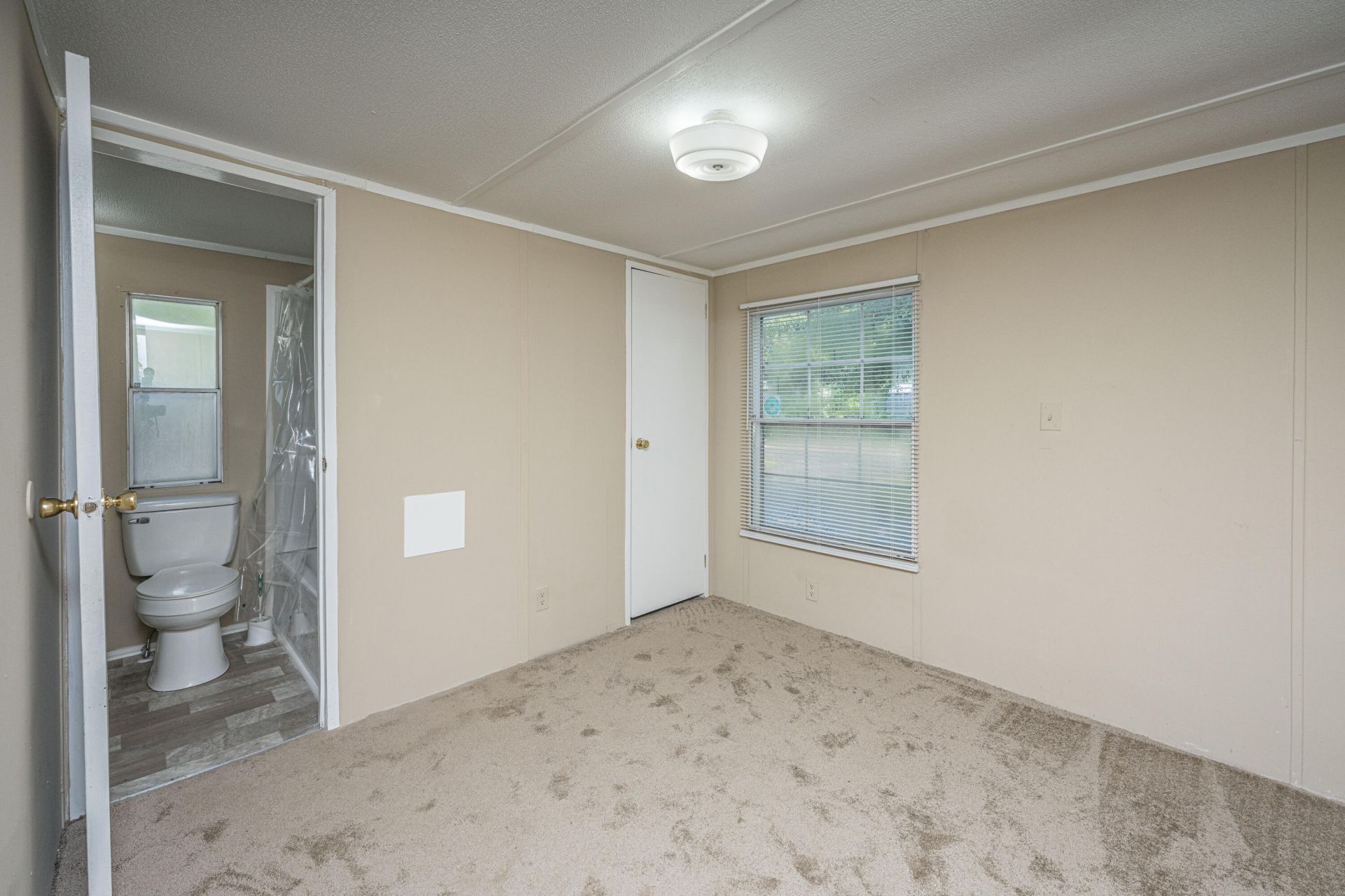 2155 Poinsettia Avenue Photo 24