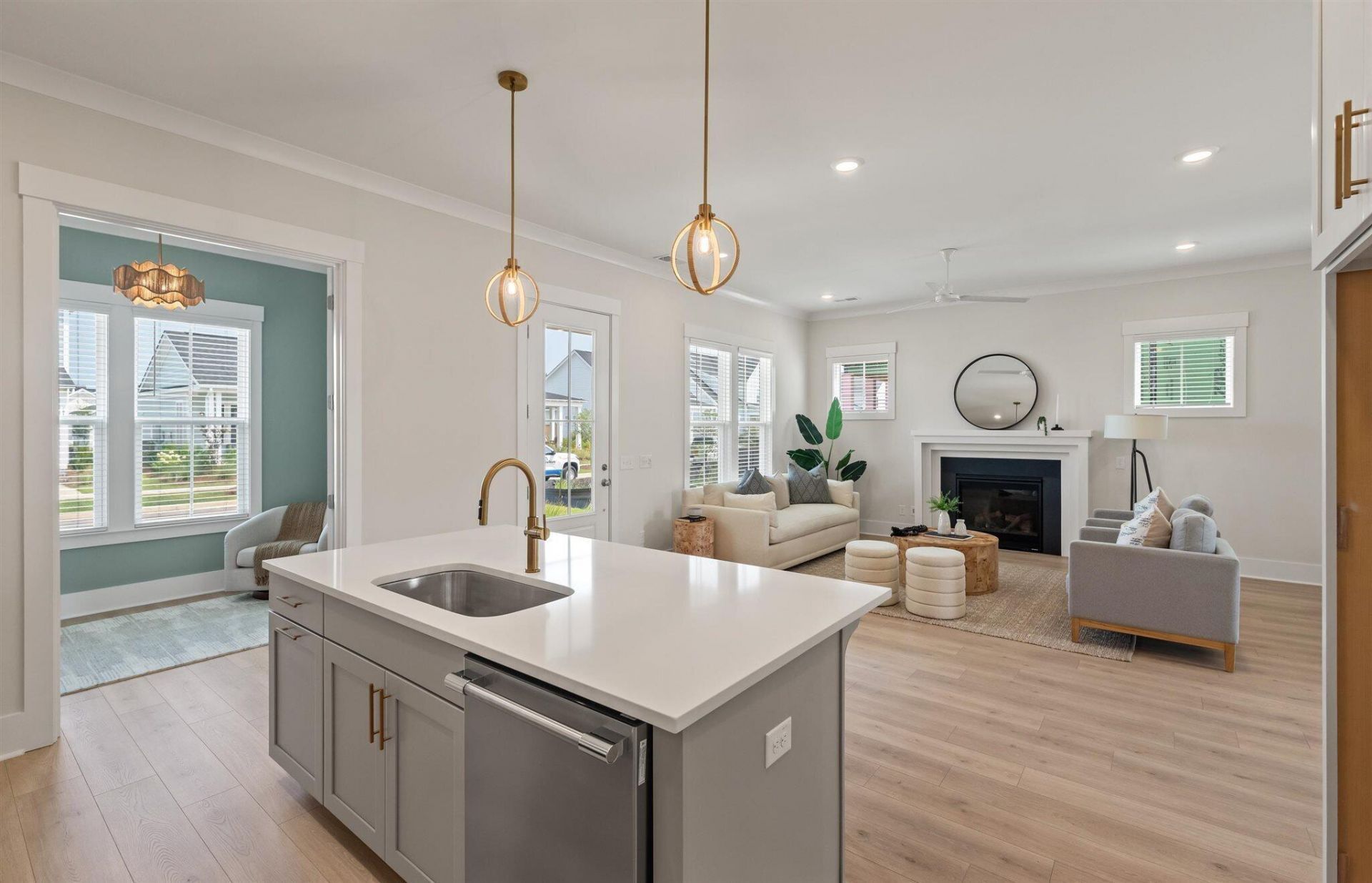 815 Gentle Breeze Drive Photo 6