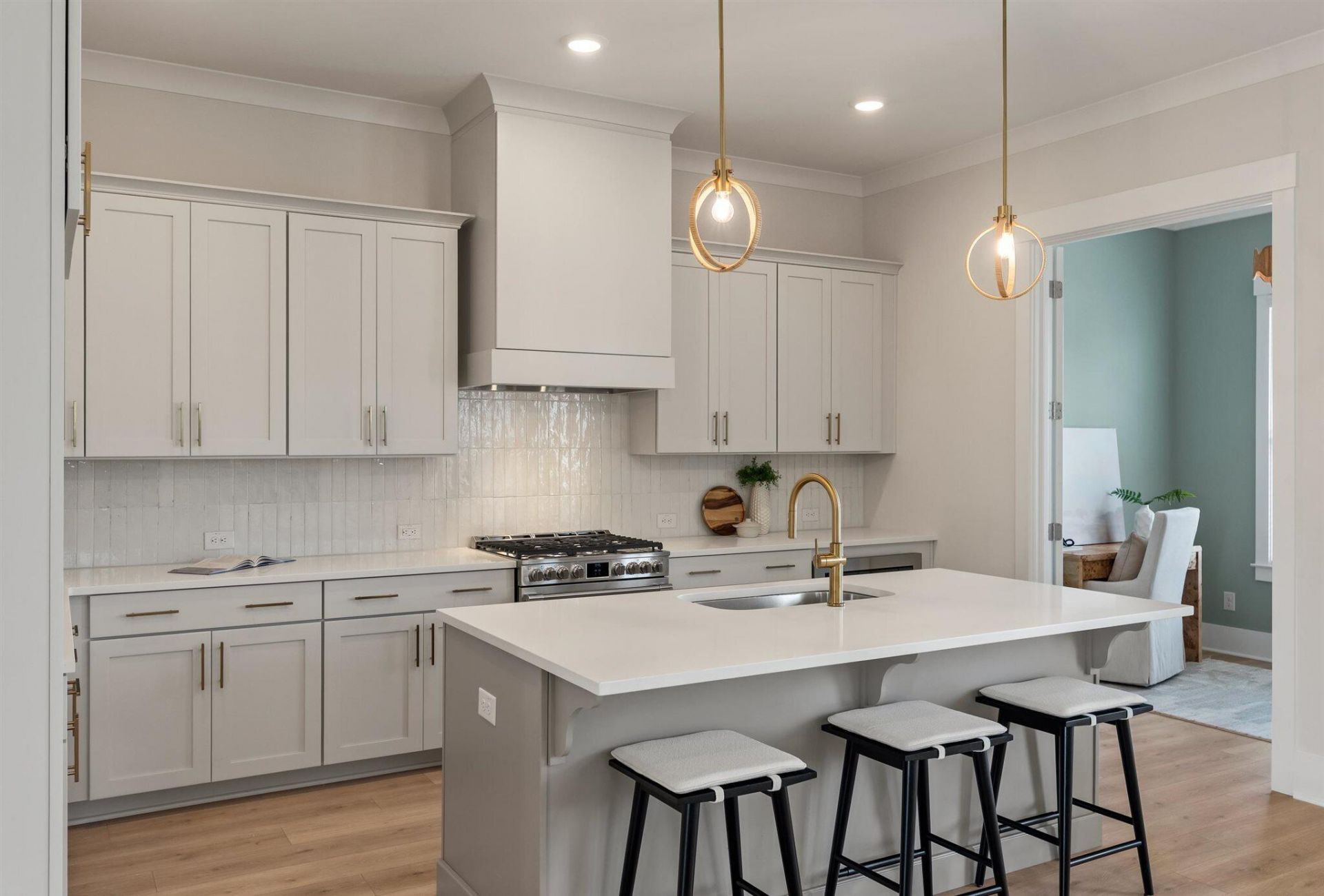 815 Gentle Breeze Drive Photo 8
