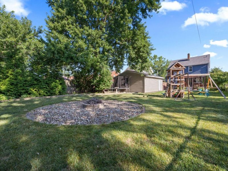 16903 Woodbury Avenue, Cleveland, OH 44135 Photo 23