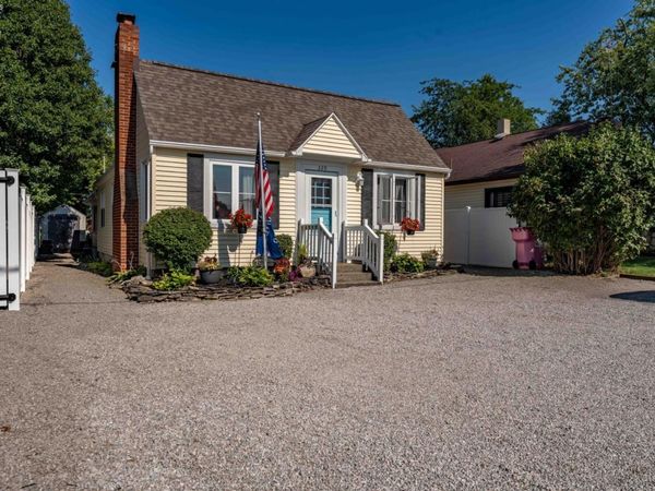 229 N Sackett Road, Marblehead, OH 43440