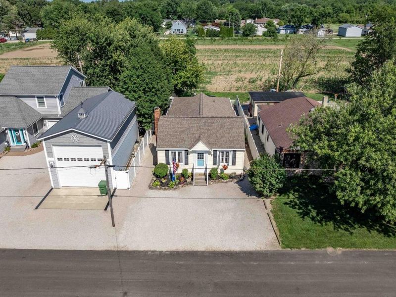 229 N Sackett Road, Marblehead, OH 43440 Photo 5