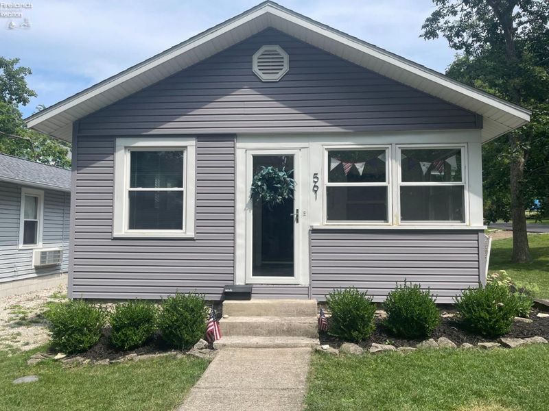 561 Jasmine Avenue, Lakeside, OH 43440 Photo 1