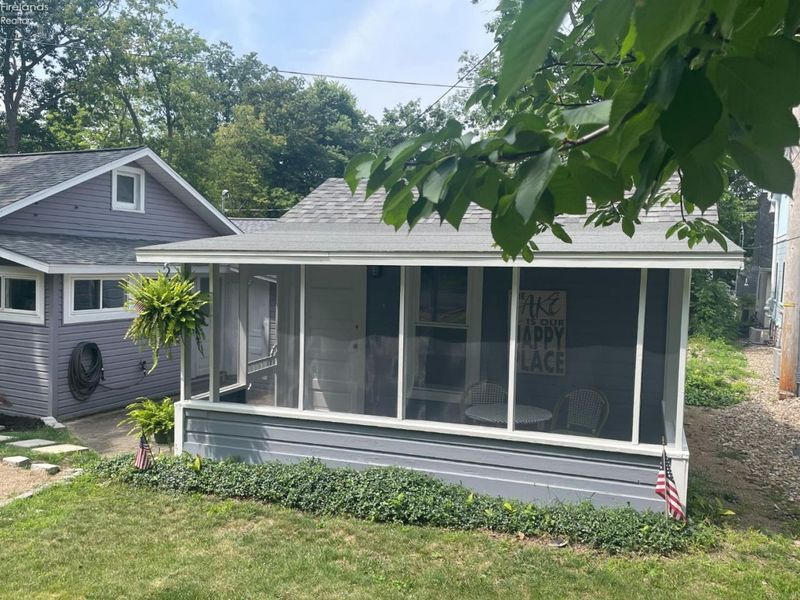 561 Jasmine Avenue, Lakeside, OH 43440 Photo 2