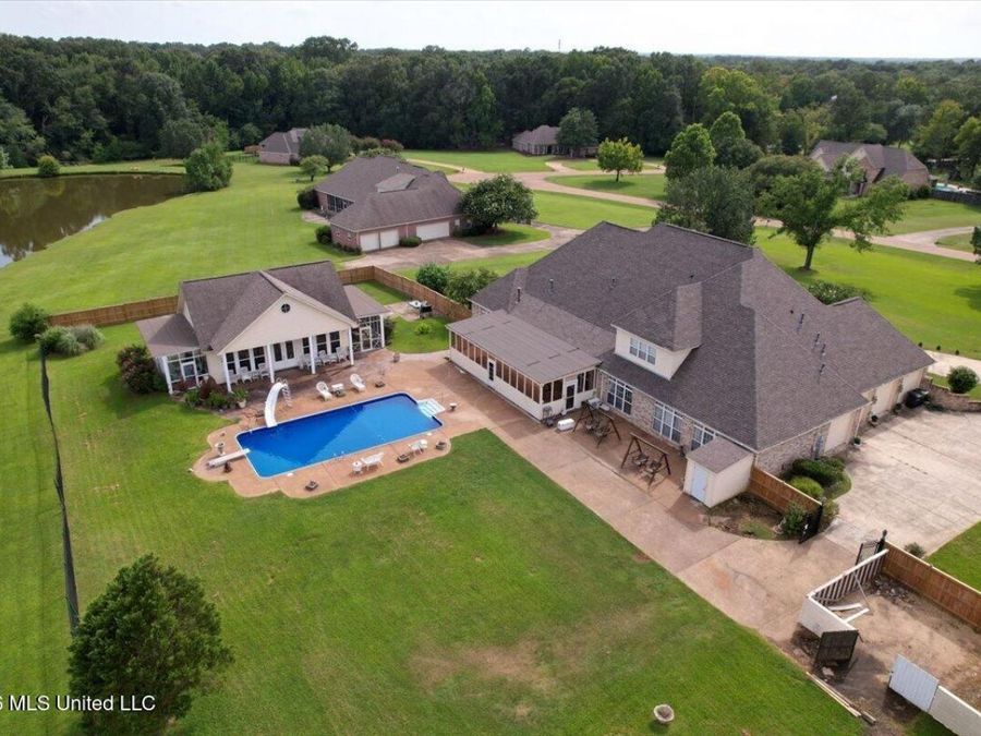 Property Image 64