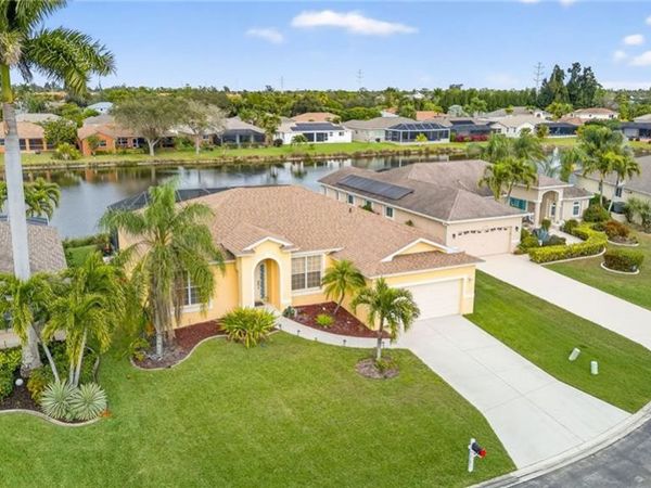 8912 Wellington Lakes CT , FORT MYERS, FL 33908