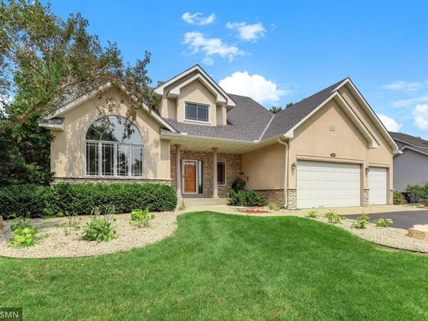 6911 Cambridge Road, Shakopee, MN 55379