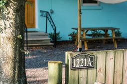 1221 Sumner Avenue  photo 4