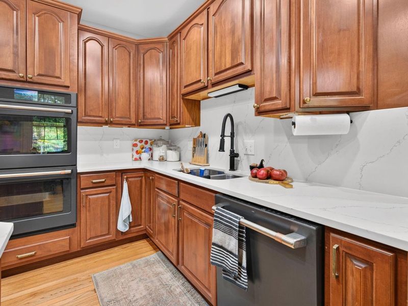 111 E Hocking Street , Canal Winchester, OH 43110 Photo 43