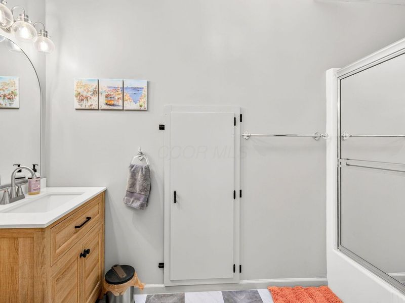 111 E Hocking Street , Canal Winchester, OH 43110 Photo 64