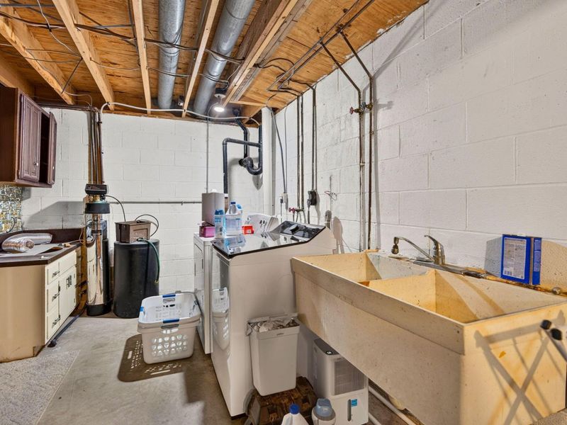 111 E Hocking Street , Canal Winchester, OH 43110 Photo 83